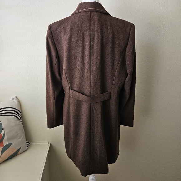 Vintage Coat - Picture 7 of 11